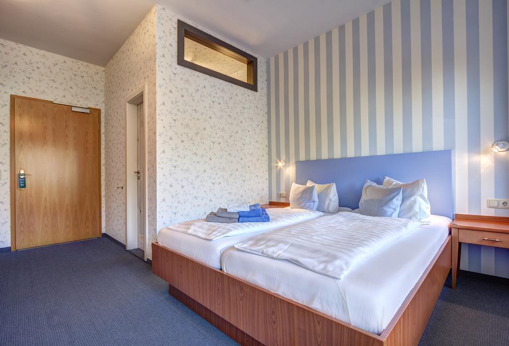 Hotel Villa Seeschloesschen 제바트헤링스도르프 외부 사진