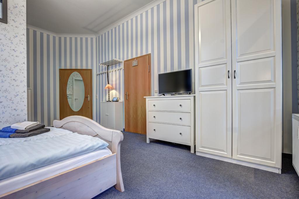 Hotel Villa Seeschloesschen 제바트헤링스도르프 외부 사진