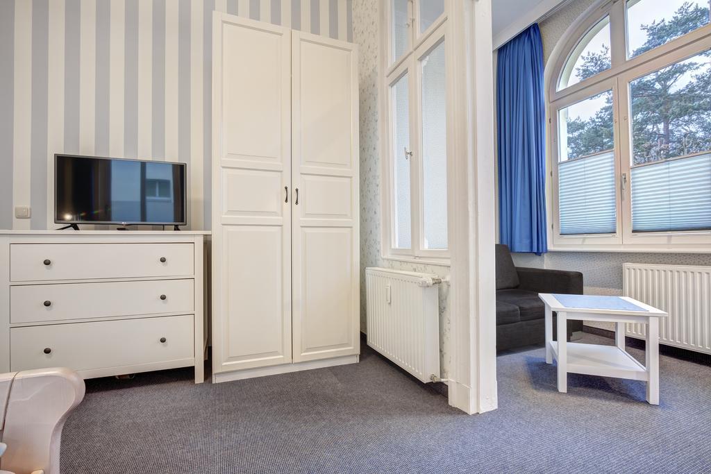 Hotel Villa Seeschloesschen 제바트헤링스도르프 외부 사진